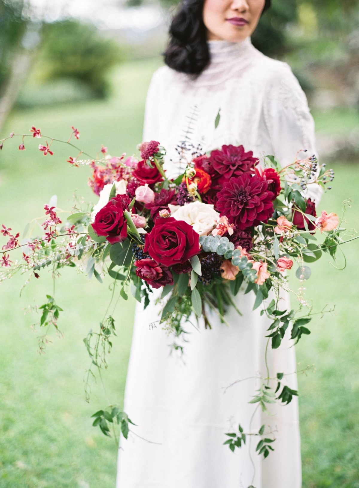 Stylish Oahu wedding with a vintage island vibe