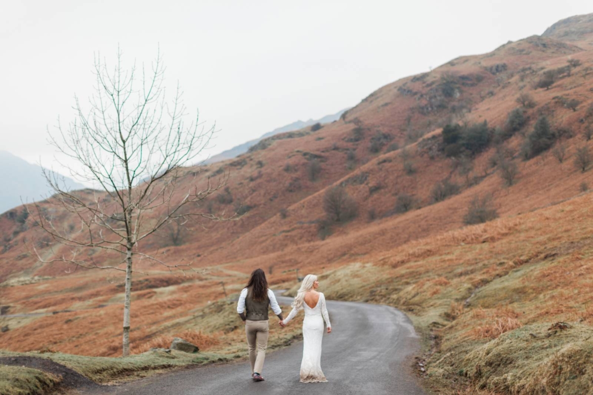 Organic & wild elopement shoot in England’s Lake District