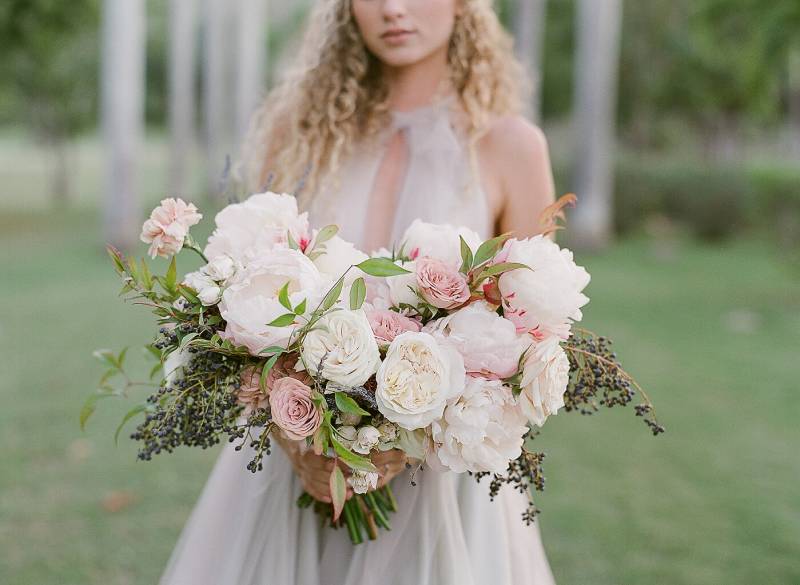 Romantic Hawaii Wedding Inspiration at Dillingham Ranch