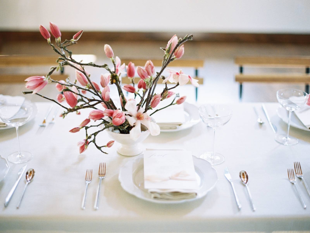 Modern spring wedding inspiration honouring the Magnolia bloom