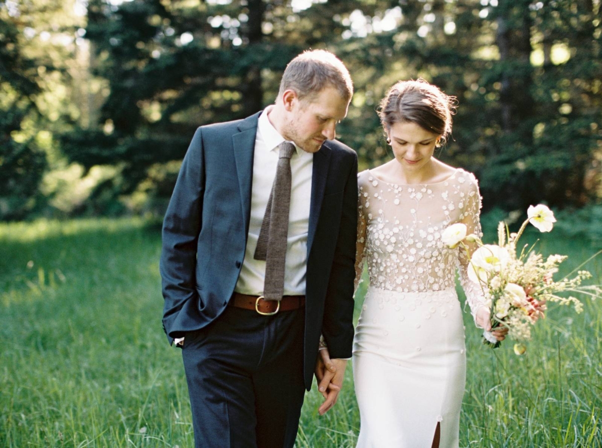 Intimate Island Wedding Inspiration from the Pacific Northwest