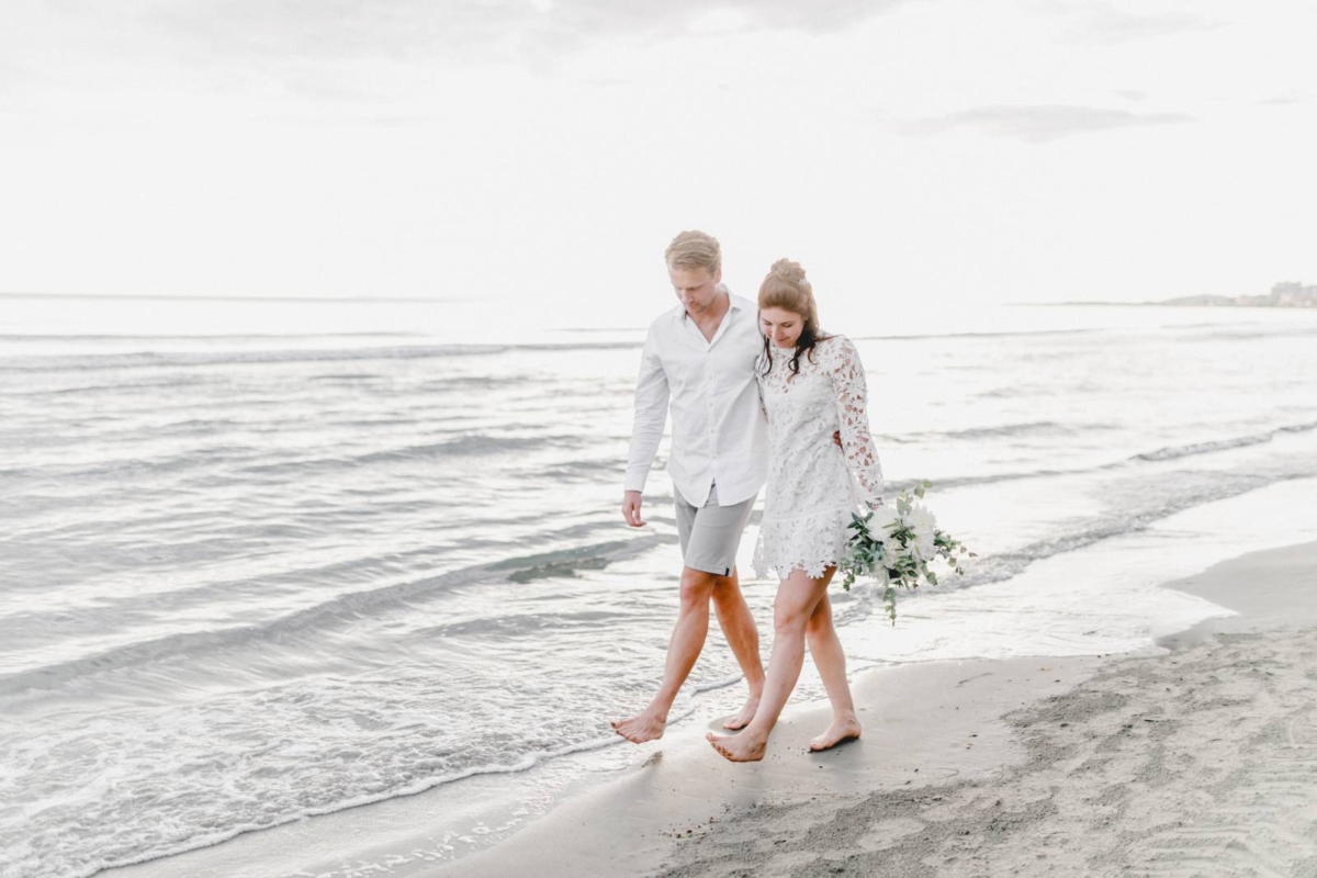 Romantic Tuscan Civil Wedding on the beach