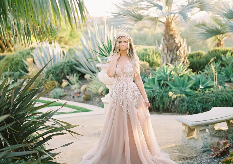 Frosted Solstice Sunset Wedding Inspiration