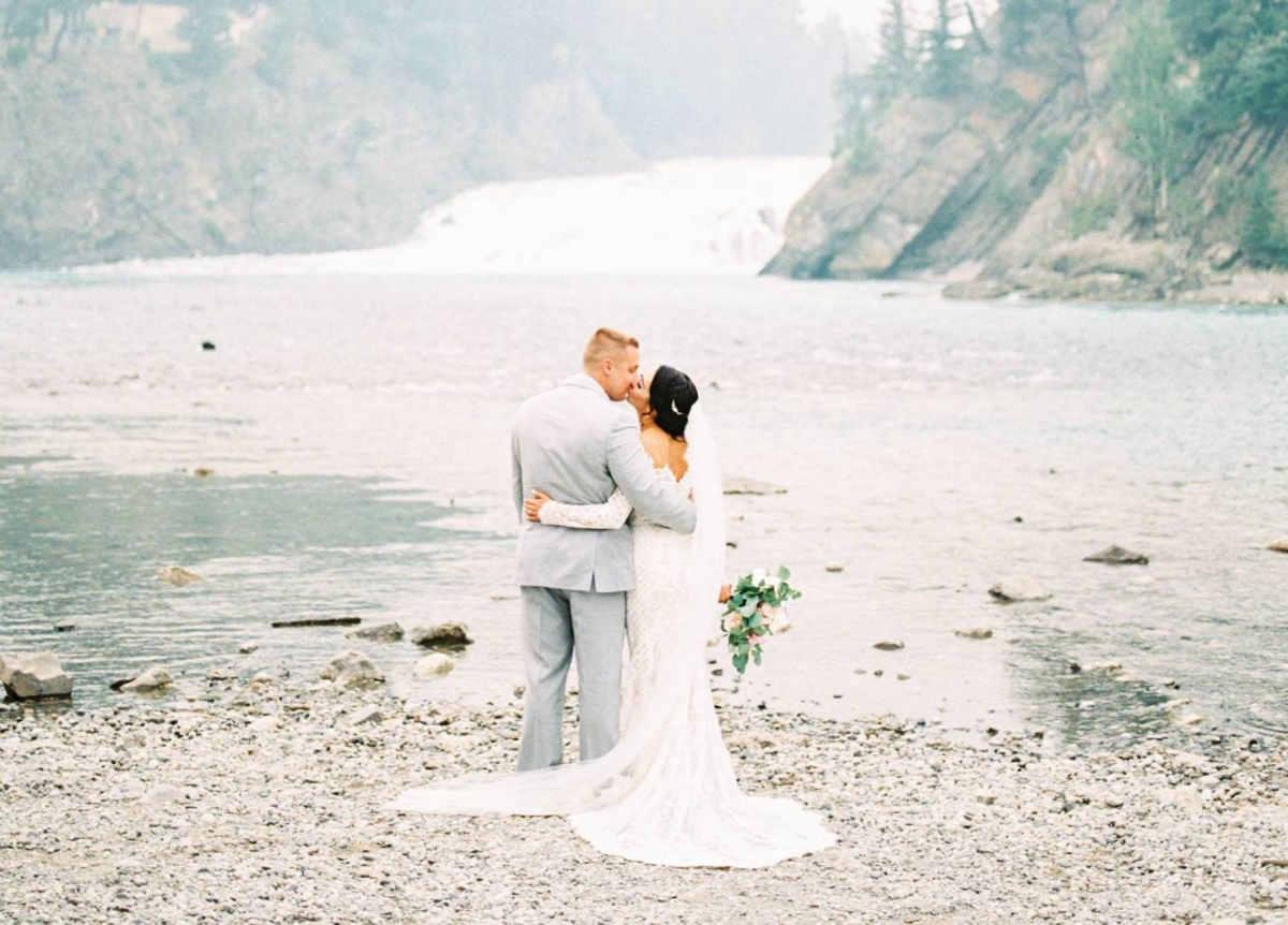 Intimate wedding surrounded by the stunning Rocky Mountains in Banff