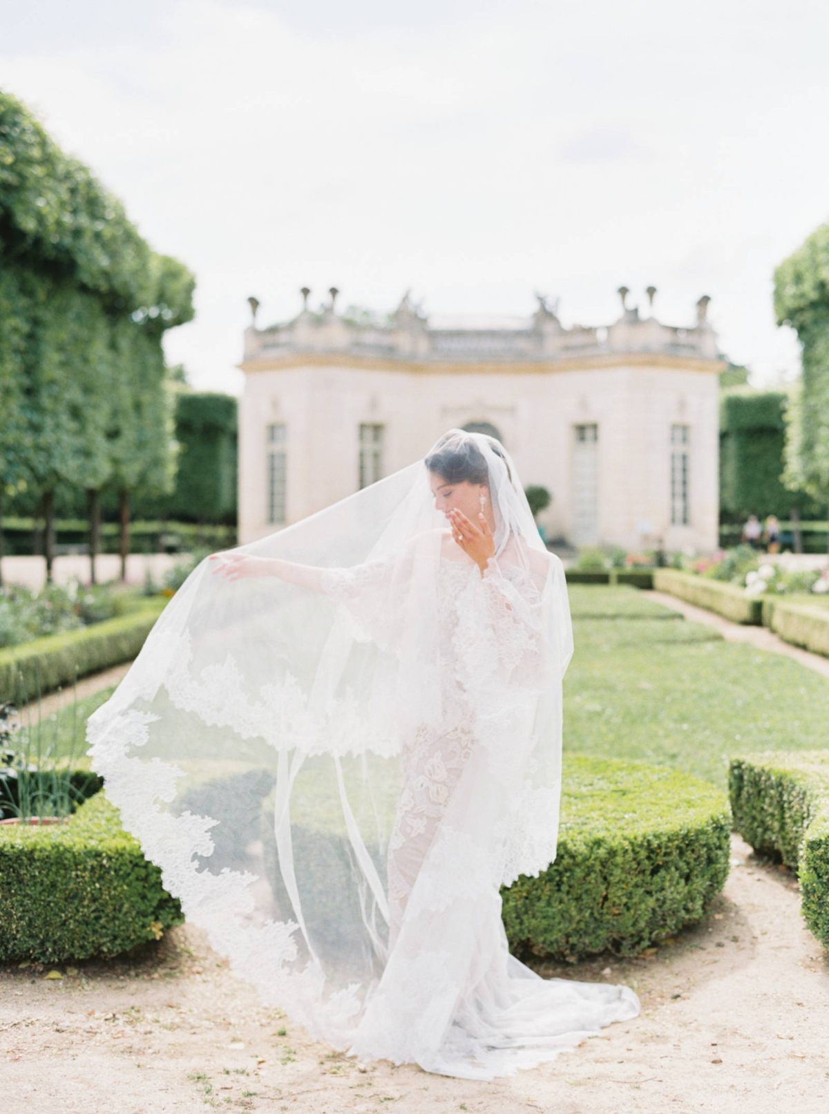 Bridal inspiration at Versailles inspired by literature & arts