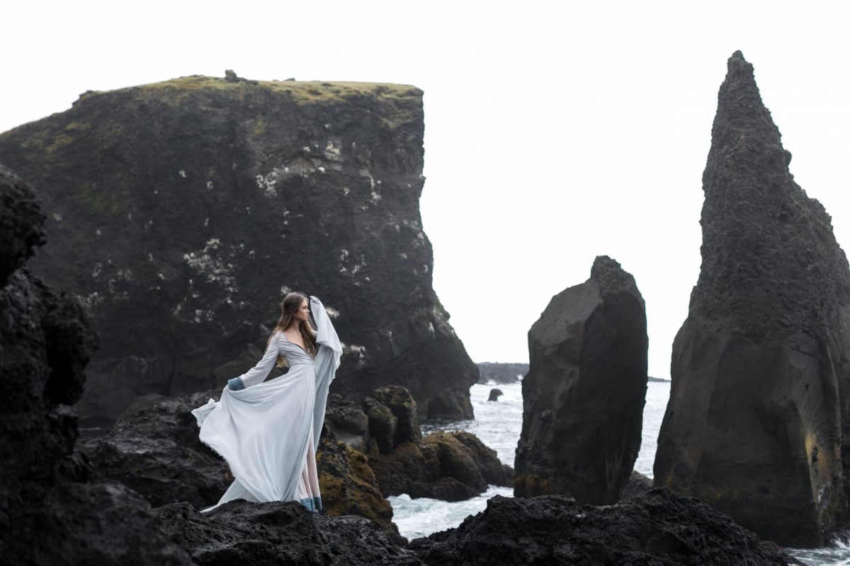 Iceland bridal shoot amidst jaw-dropping landscapes