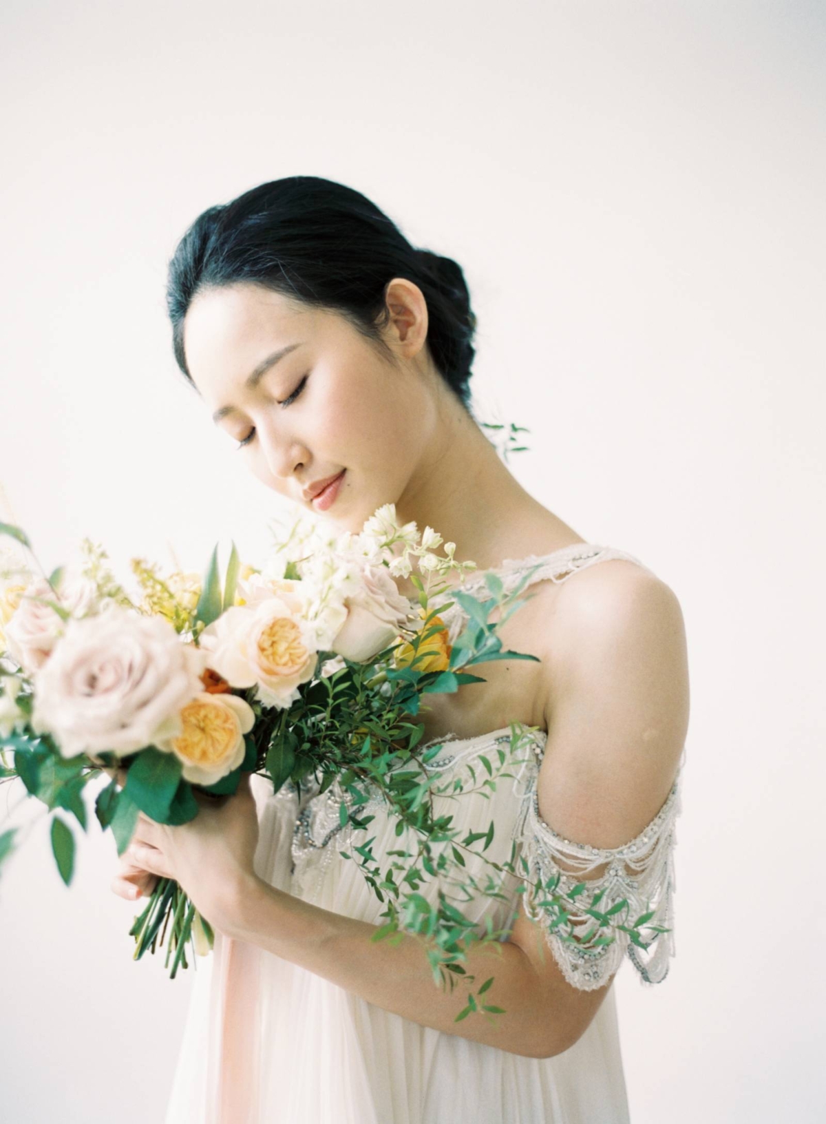 Serene & elegant ballet bridal inspiration with intentional simplicity