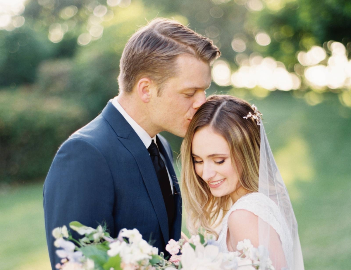 Spring Blossom Shoot inspired by lilacs in bloom