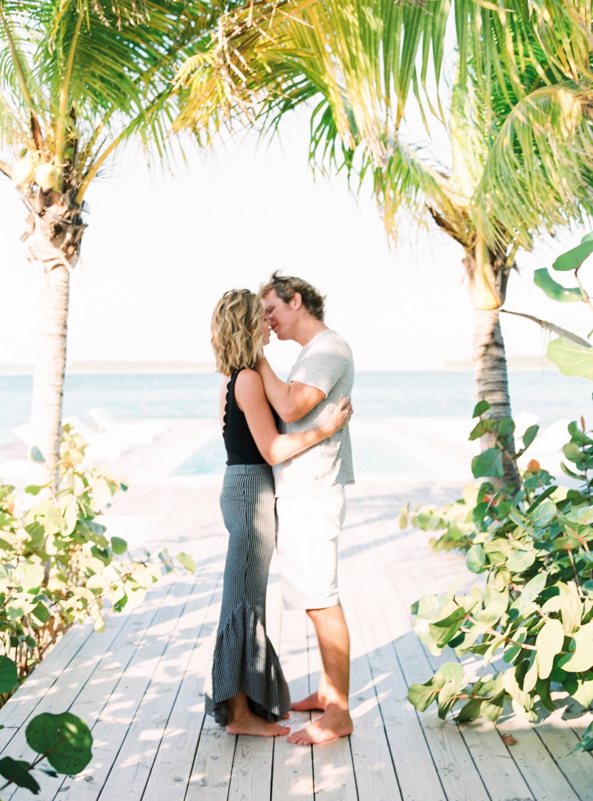 Stunning honeymoon inspiration on Harbour Island in the Bahamas