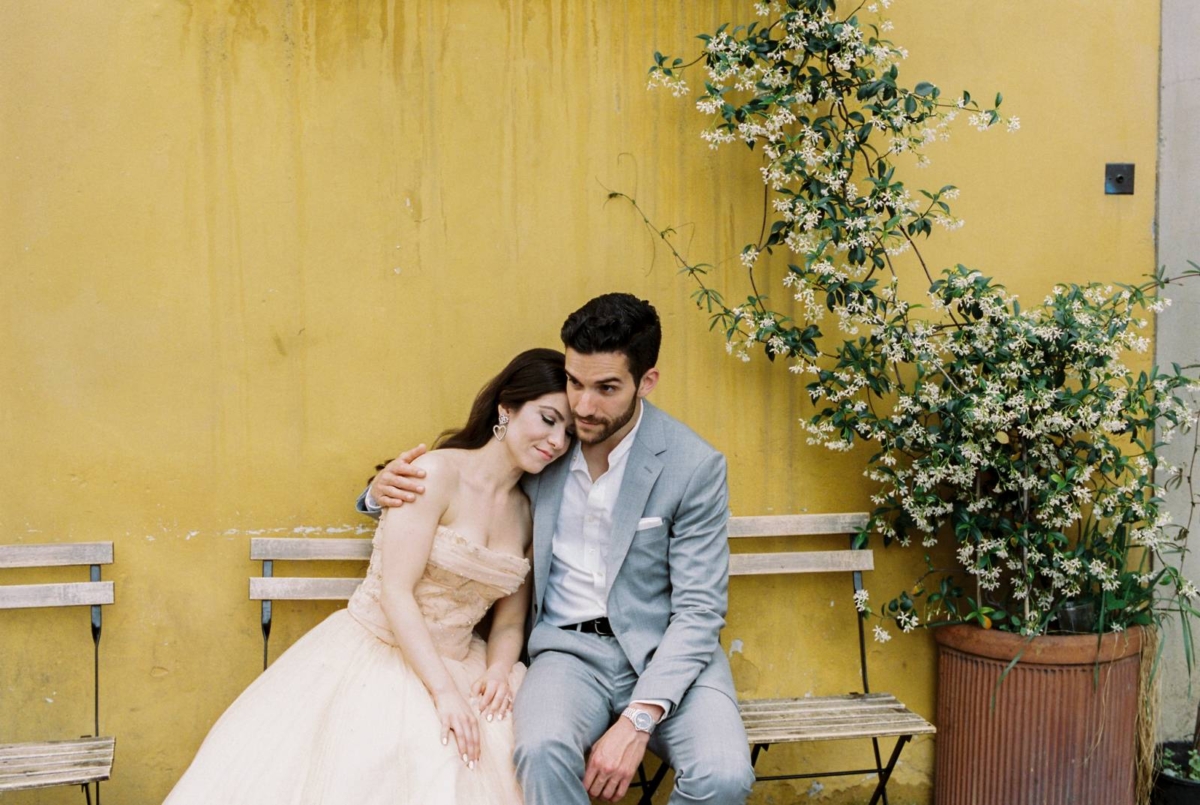 An engagement shoot with dancing in the streets of Florence