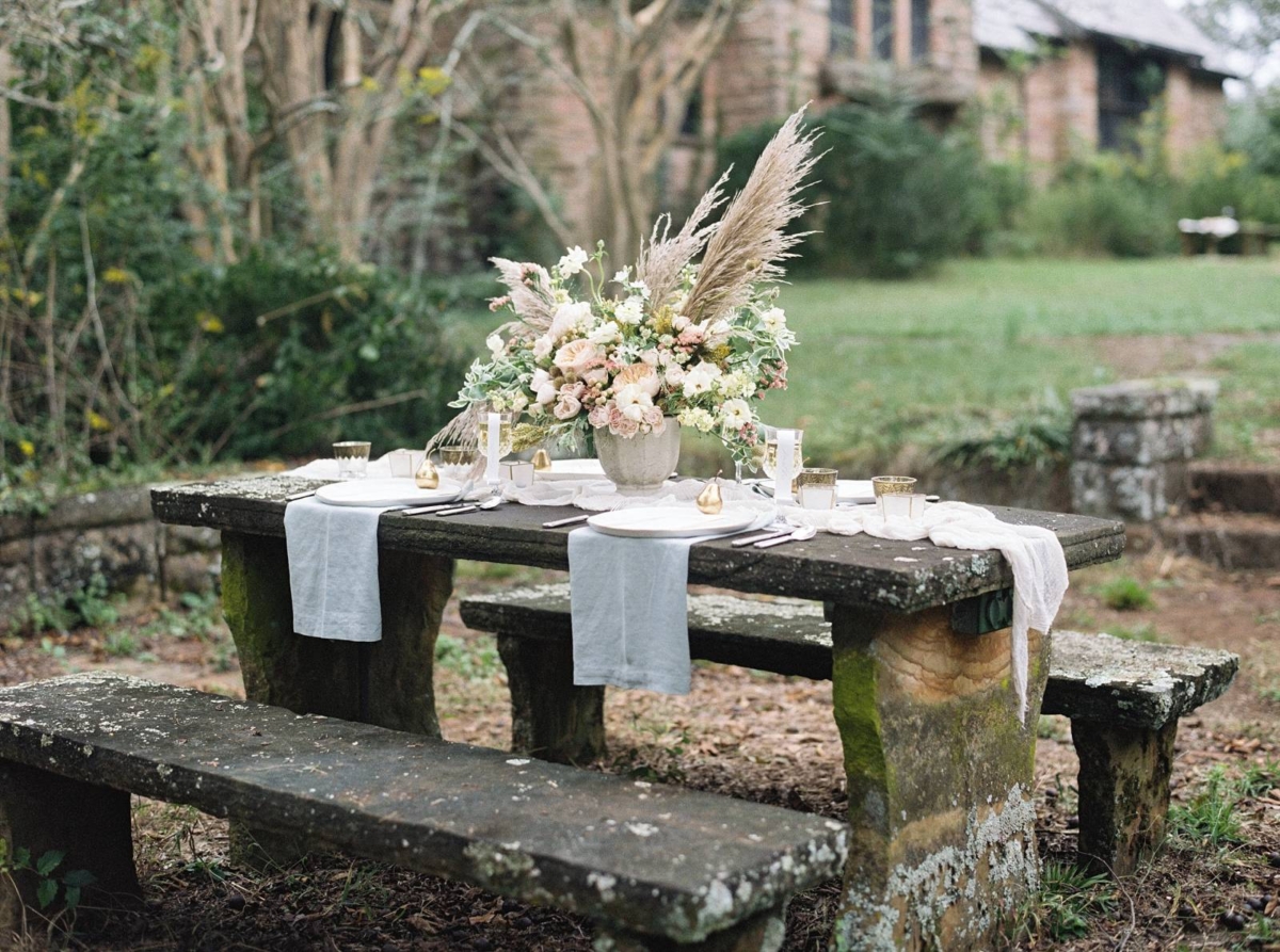 A quaint Cotswolds Inspired Anniversary Session