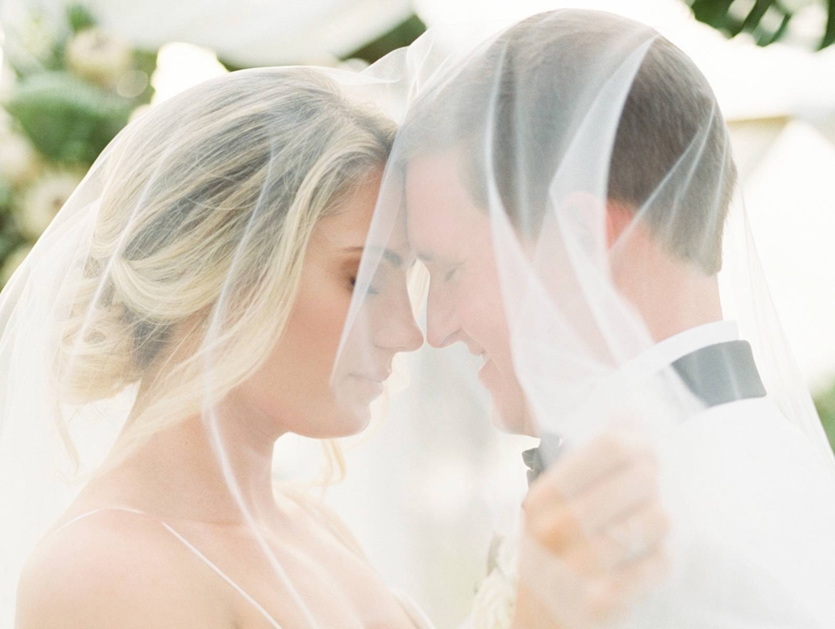 A stunning tropical destination Grand Cayman Wedding