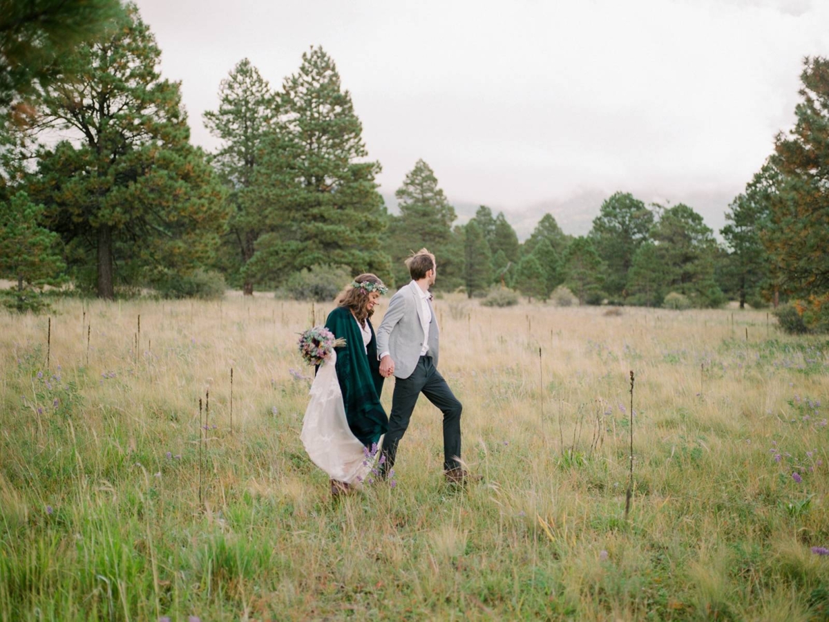 An adventurous picnic wedding beneath the Aspens