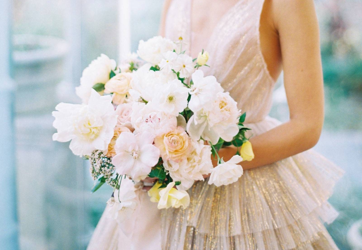 Gilded Spring bridal inspiration in blush & cream