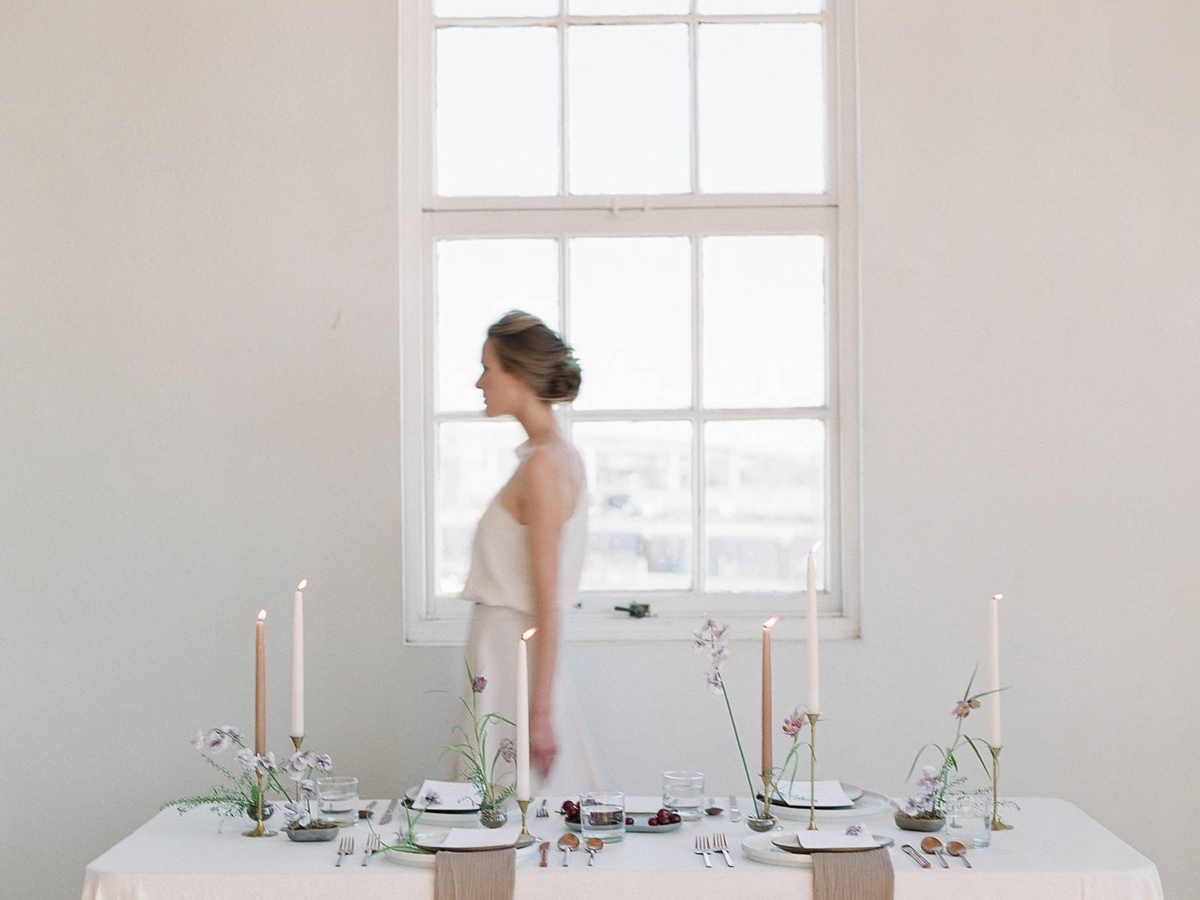 Simple, modern & minimalist wedding ideas