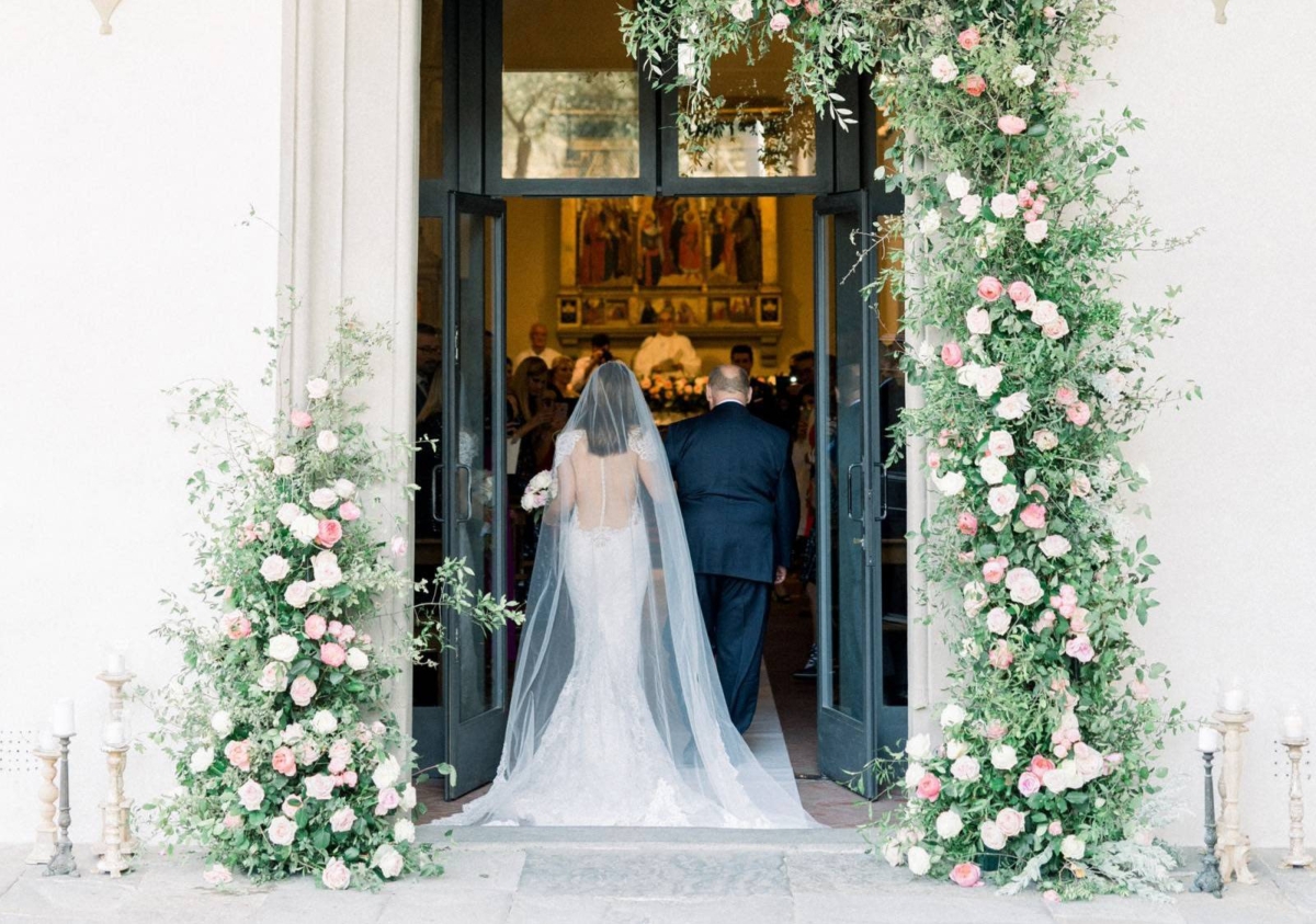 A romantic Italian wedding overlooking Florence