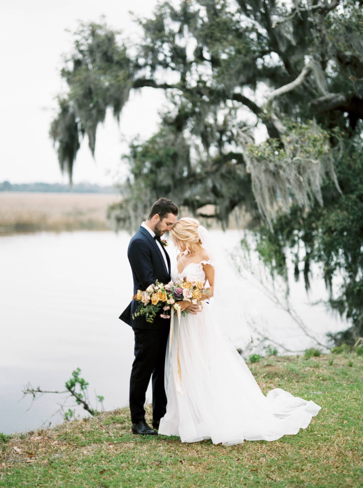 Elegant & Timeless Wedding Inspiration at Historic Runnymede Plantation