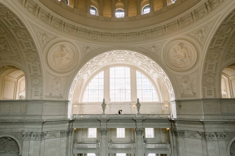 An intimate & relaxed San Francisco City Hall wedding