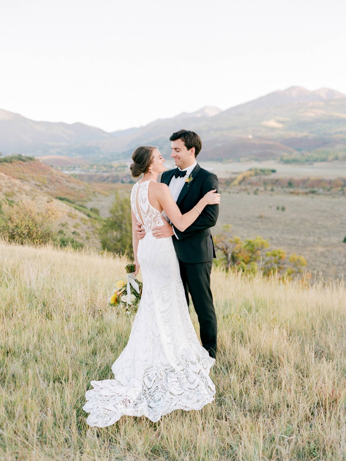 Chic Fall Mountain Wedding in Aspen