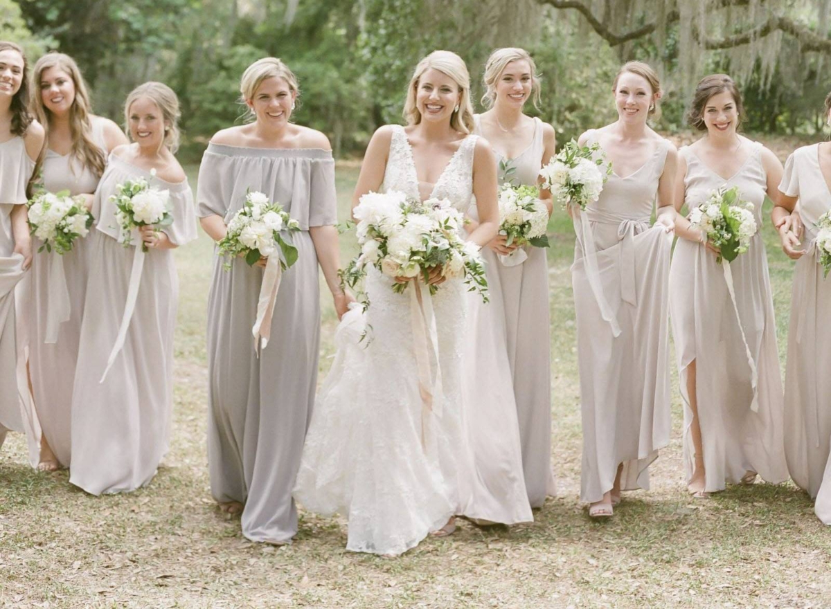 A beautifully classic & romantic Charleston wedding