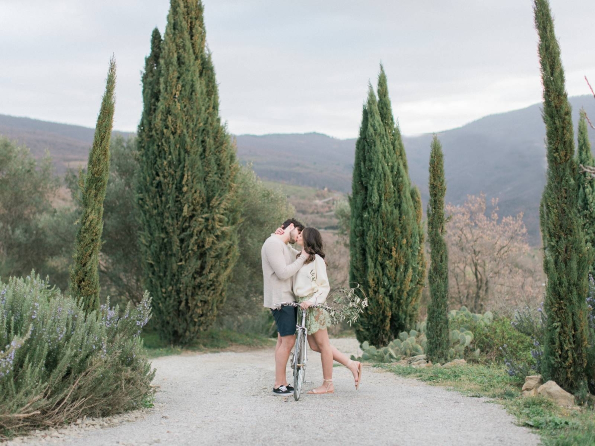 A relaxing & romantic honeymoon shoot at Villa Montanare