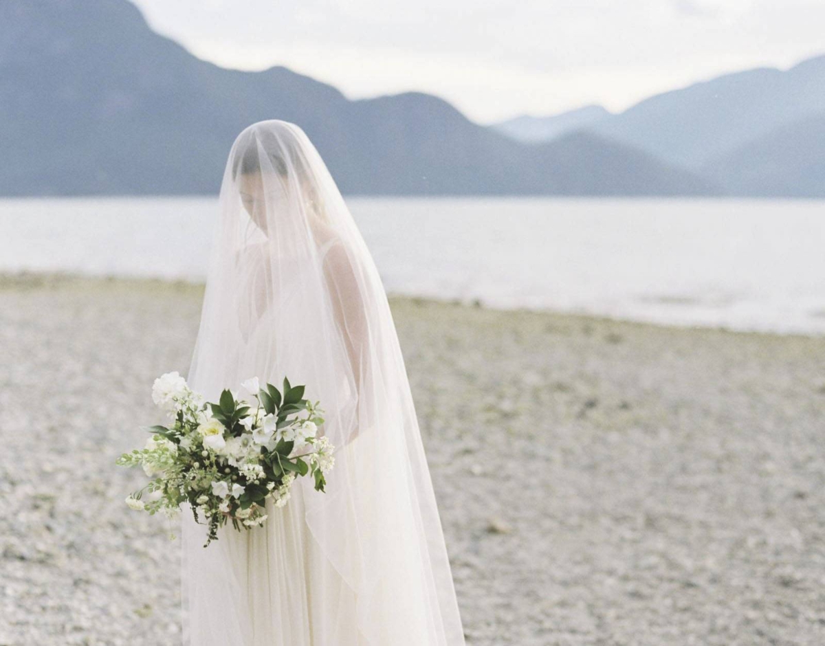 A Pacific Coast Elopement shoot inspired by Nature