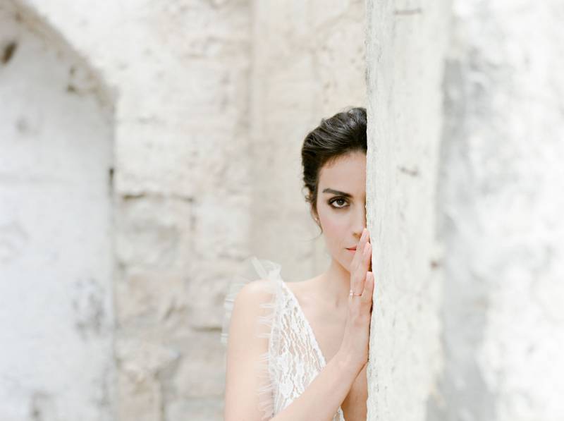 Organic & textural bridal inspiration in a breathtaking old world city in the South of Italy