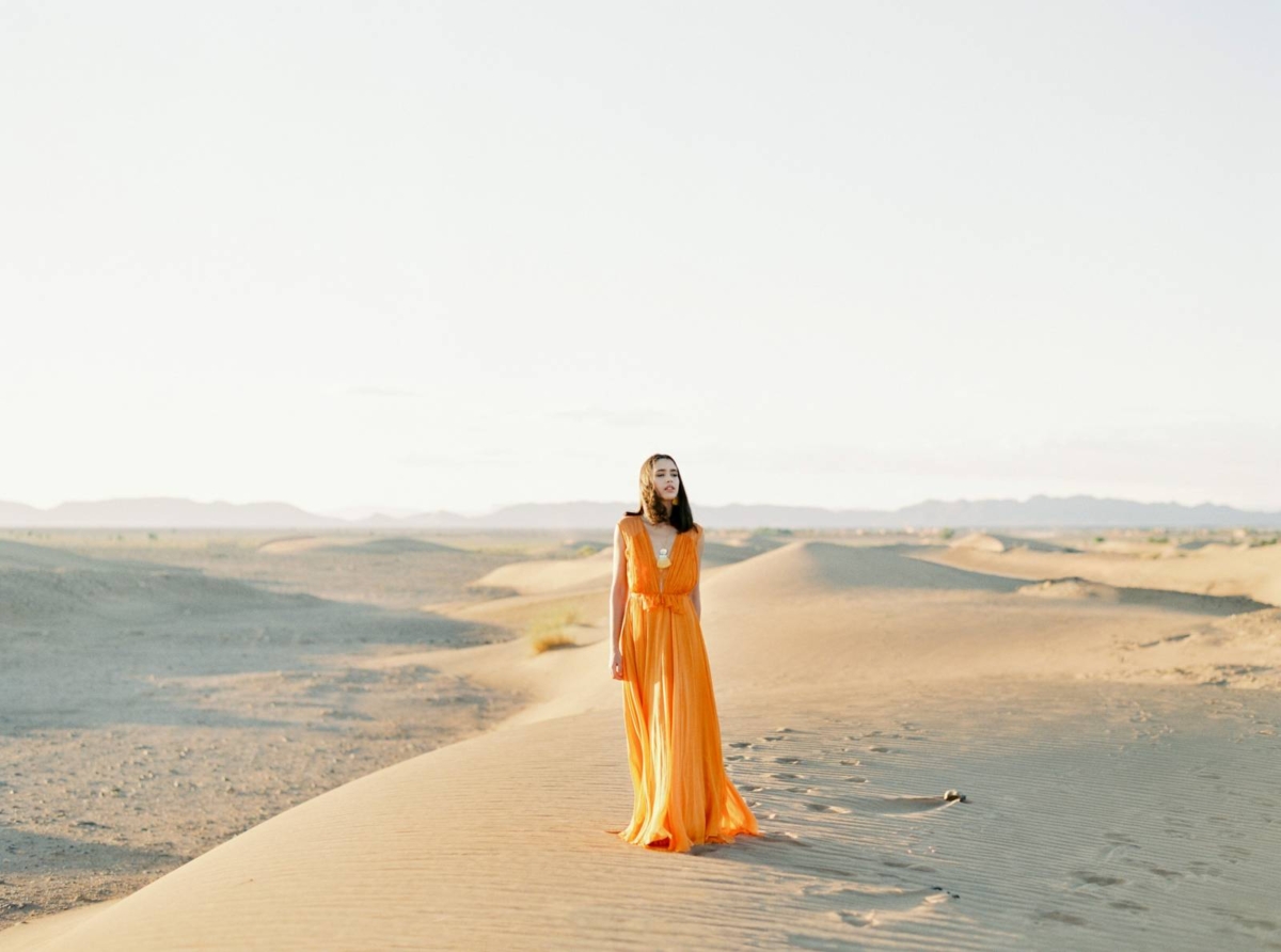 Moroccan engagement inspiration in the desert that will leave you spellbound