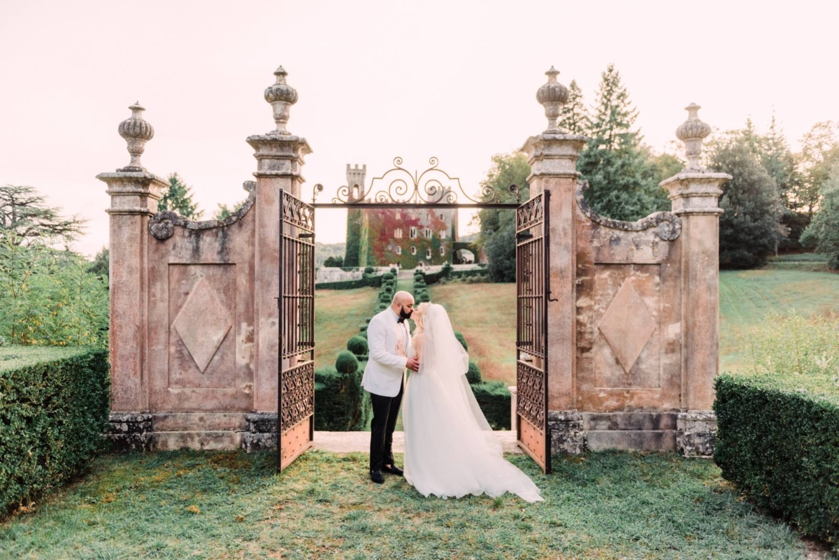 A enchanting fairytale like wedding at a private Tuscan Castle