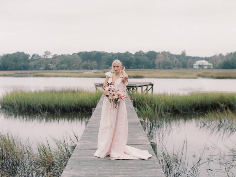 Elegant Low Country Bridal session at RiverOaks