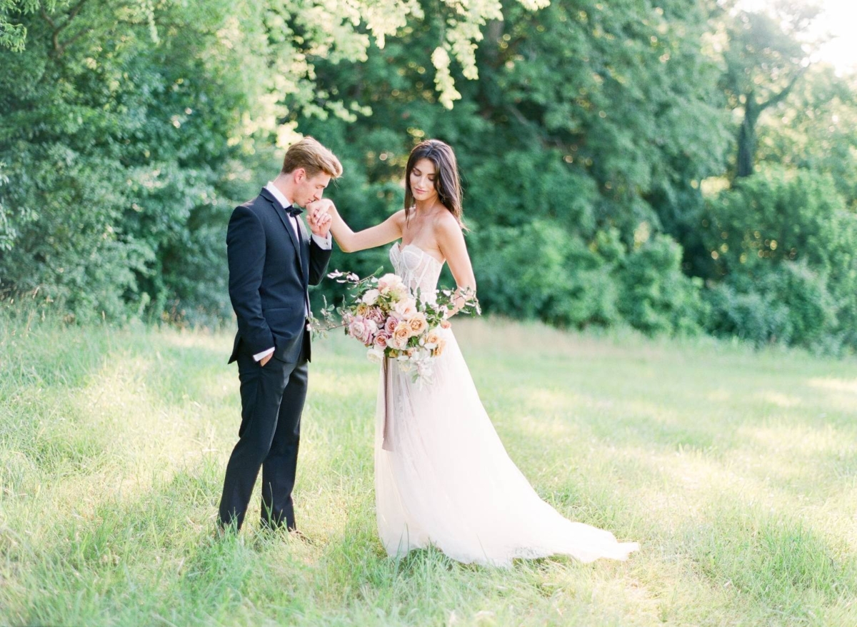 Sweet & charming spring wedding inspiration at Mint Springs Farm