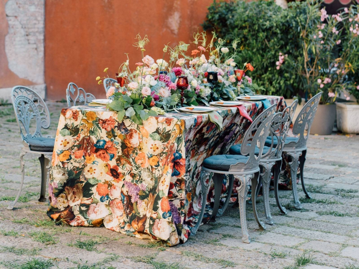 An explosion of colour in this Venice spring wedding inspiration