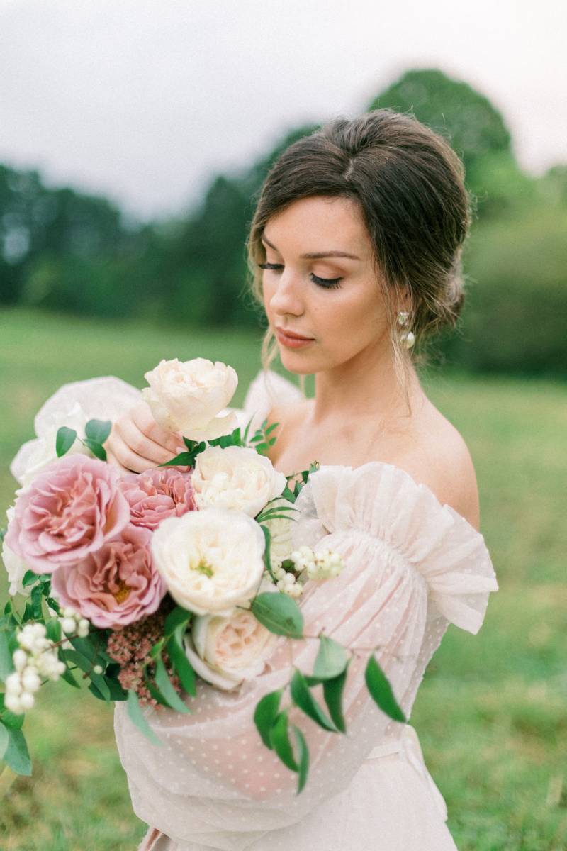 PAPIER HANDMADE – Romantic Spring Elopement