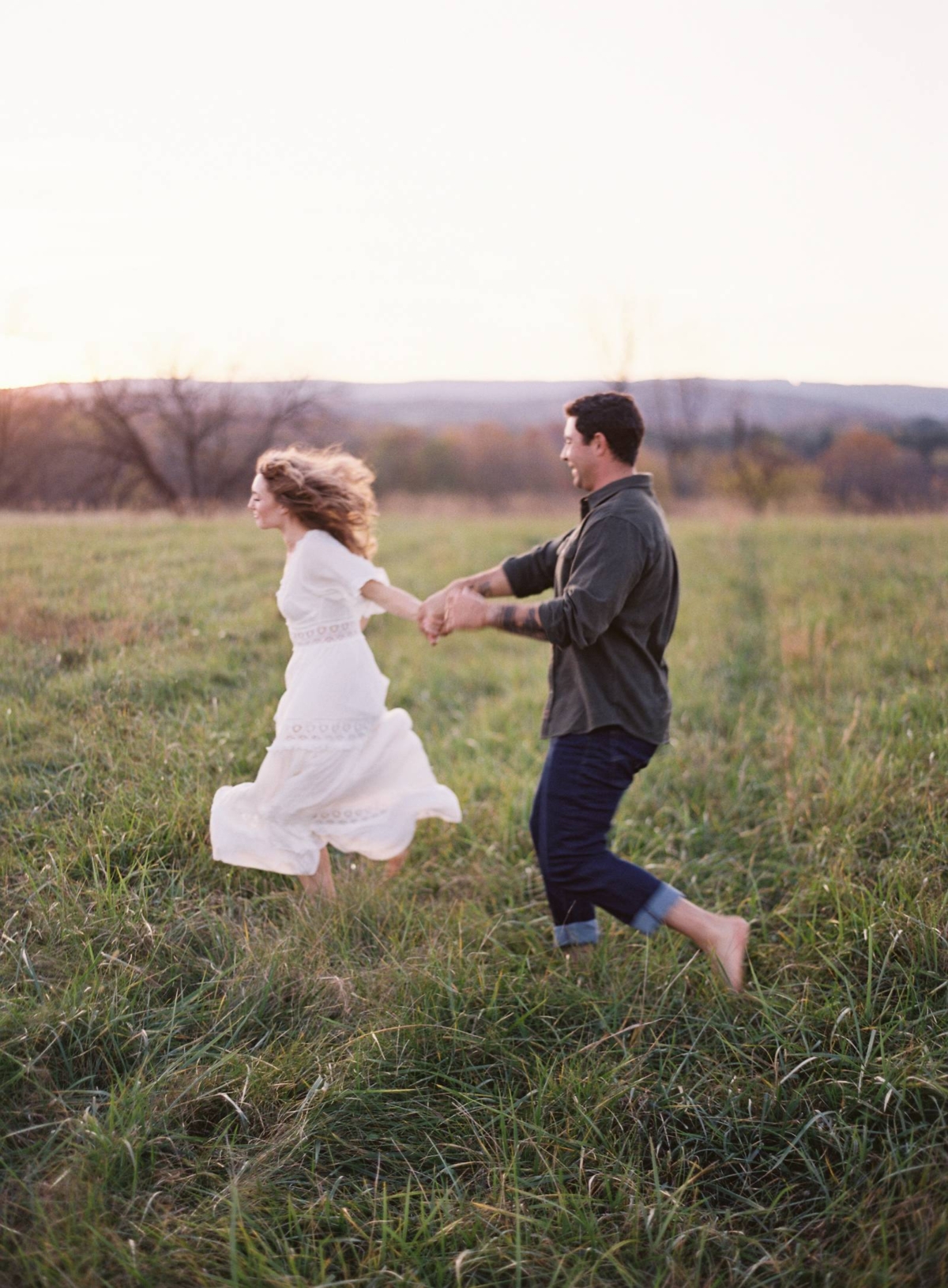 Gorgeous engagement photos amidst the idyllic farmland of Northern Virginia