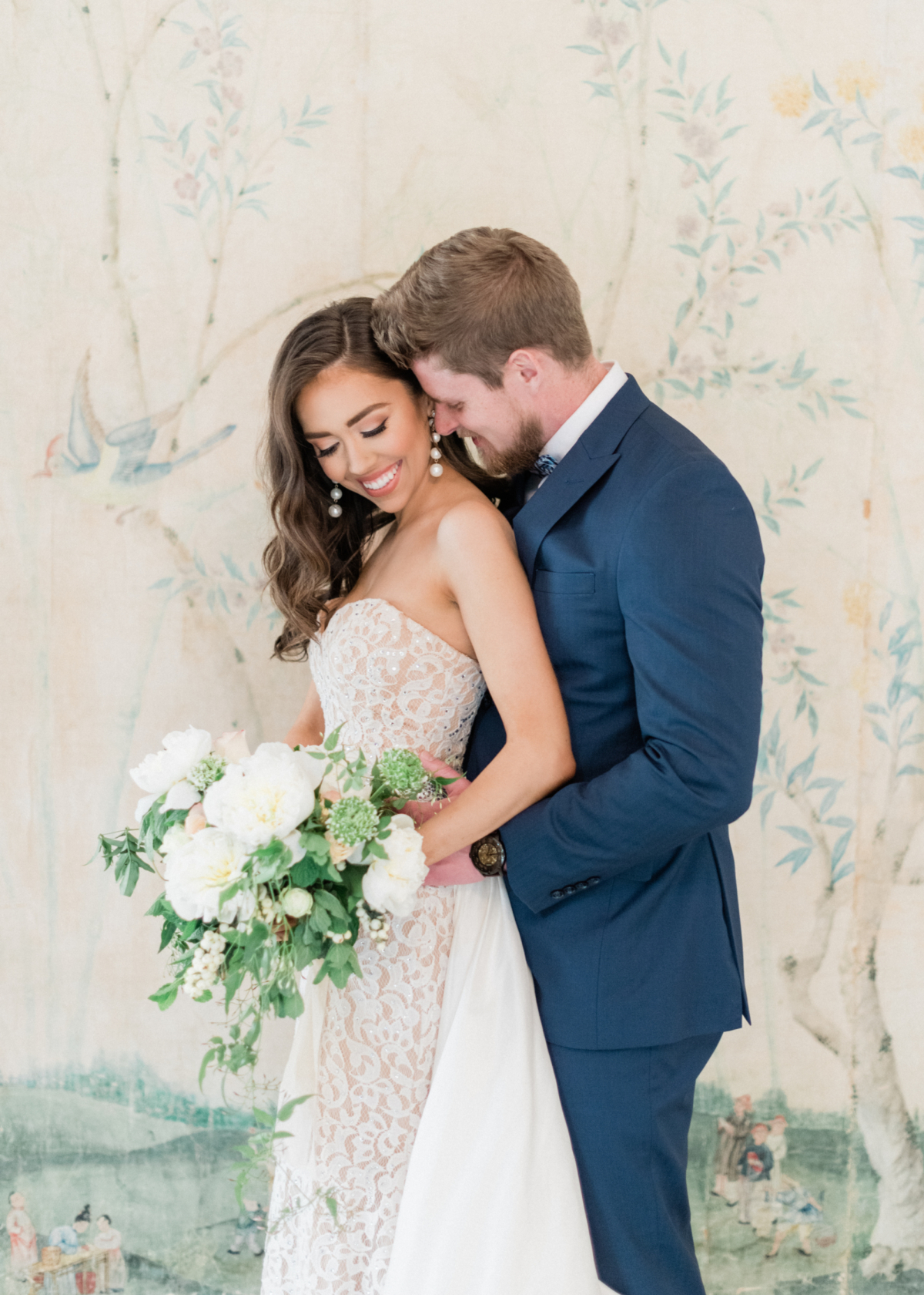 An Elegant Engagement Session at Lakewold Gardens