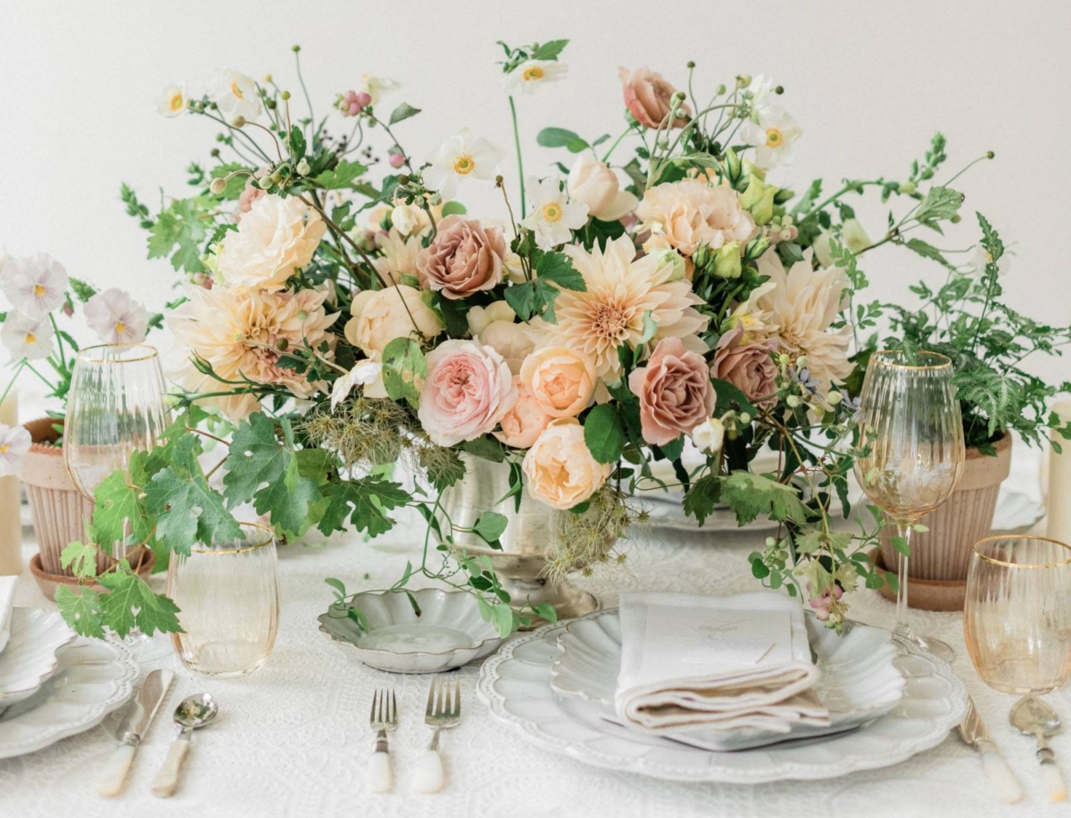 Elegant Botanical Bridal Inspiration