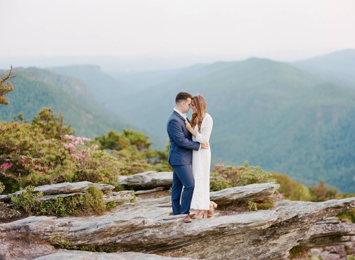 MCSWEEN – Mountain top Engagement Session with pups