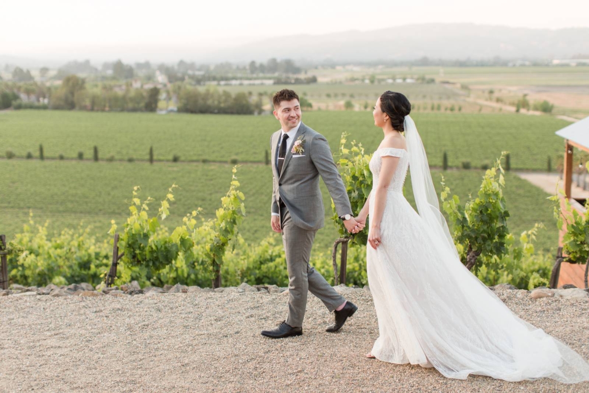 Stunning intimate Wedding at Viansa Winery in Sonoma