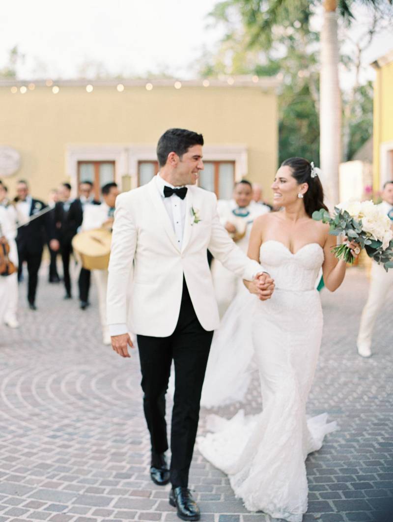 A stunning destination weekend wedding in Playa del Carmen