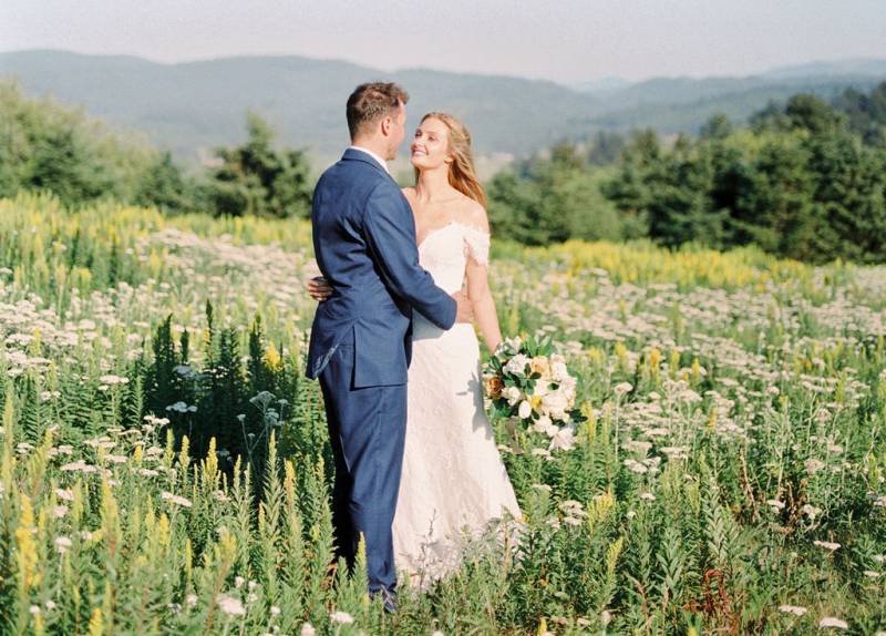 A Charming & simple Coastal Wedding in Oregon