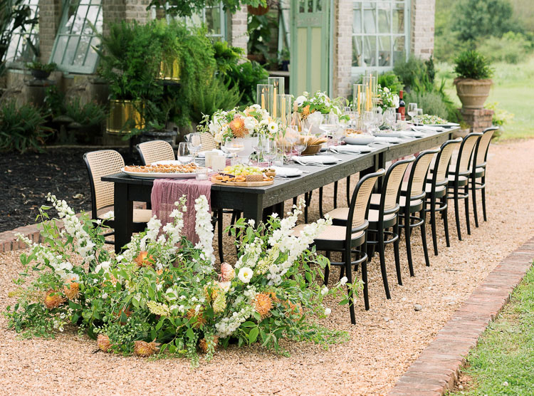 Effortless Al Fresco Elopement Ideas in a muted colour palette