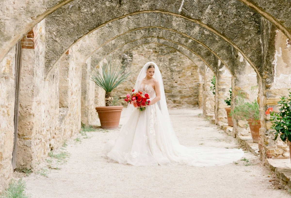 Rich tones and vibrant colour in this Spanish inspired Wedding Editorial