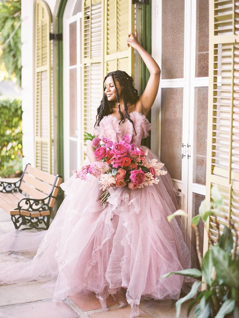 Vibrant colour & luscious tropical florals in this Key West Wedding inspiration