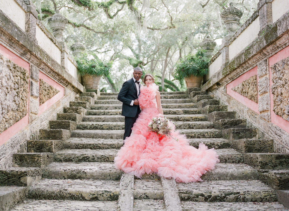 Jaw dropping bridal fashion at Miami’s Vizcaya Museum