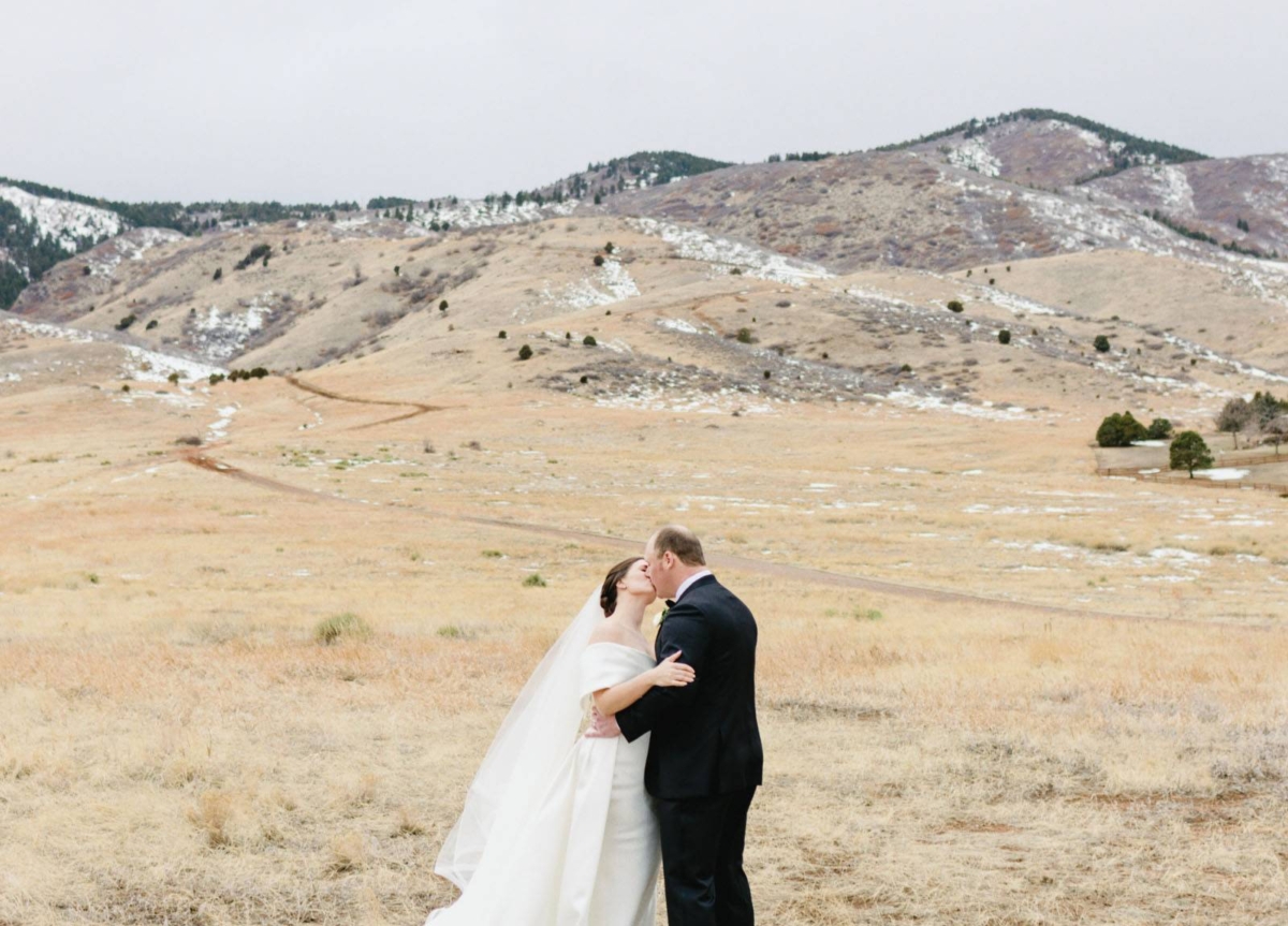 A refined & elegant Manor House Wedding in the Colorado spring