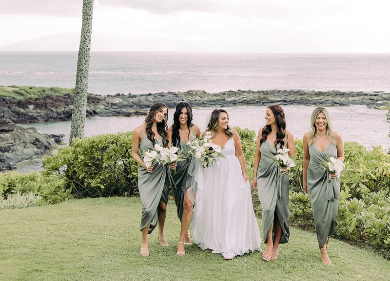 A stunning intimate Botanical Infused wedding in Hawaii