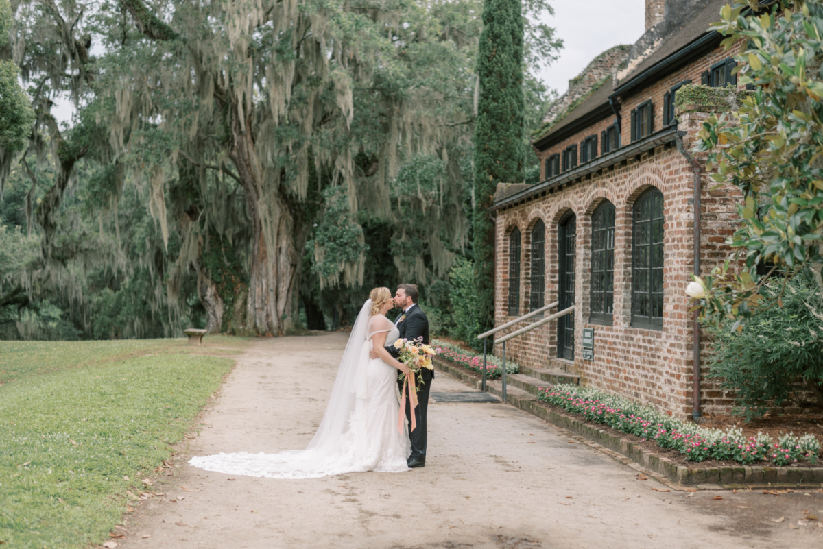 Chic Modern Wedding Under the Oaks at Middleton Place