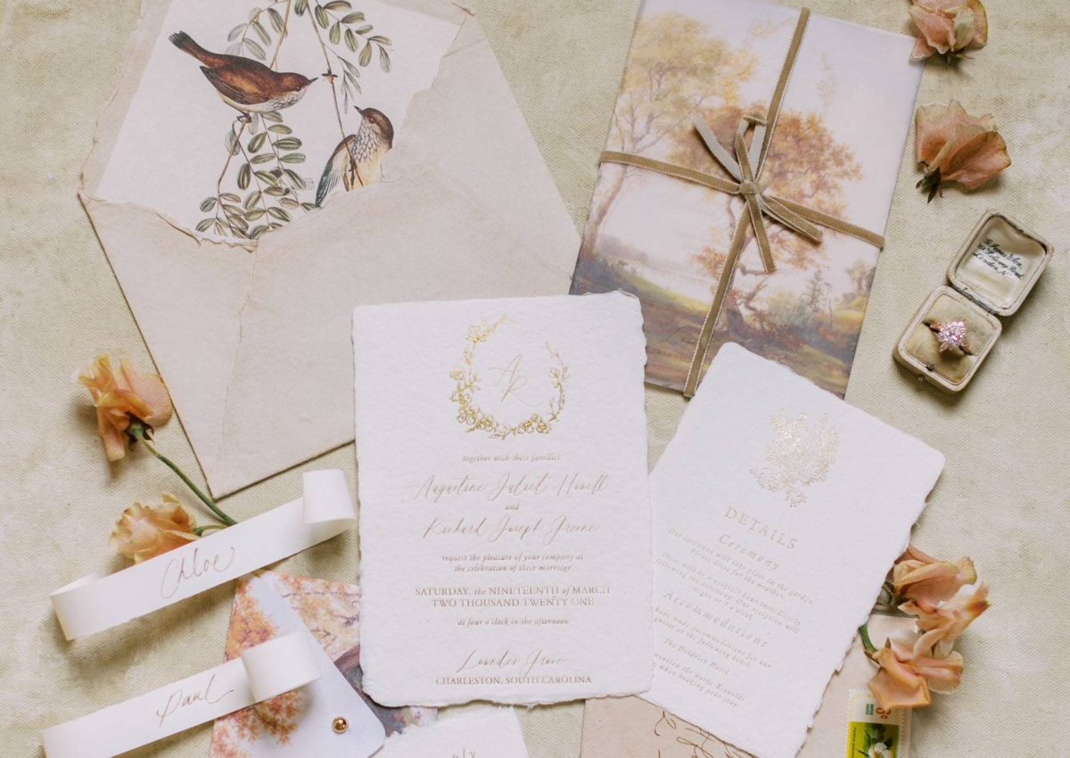 Lush florals combined with southern charm make this Lowndes Grove Editorial one not to be missed