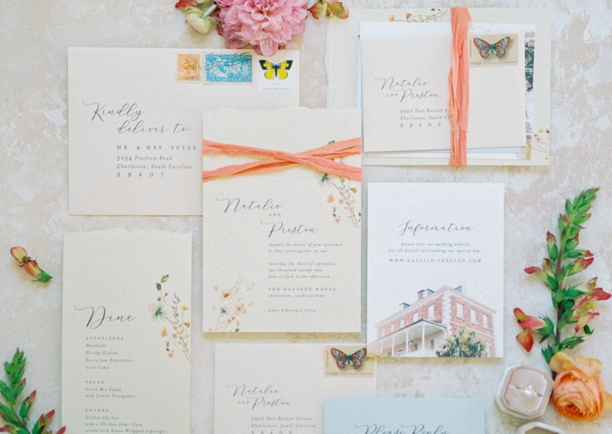 Wedding inspiration amidst Charleston’s Charming Rainbow Row