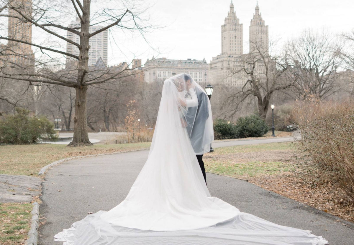 Iconic Winter Wedding in the Heart of New York City